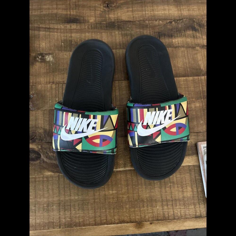 Nike Victori One Sandals Print Men’s 9 Geometric Print Sports Slippers